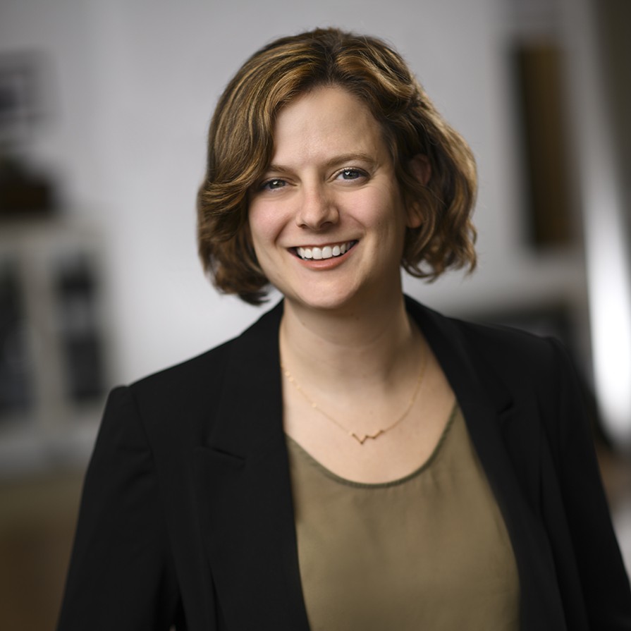MW Headshot 1_Web_square for bio page