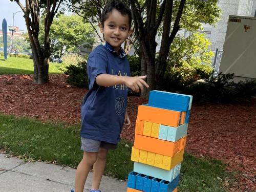 boy-with-blocks (1)